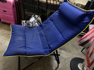 Folding chair / Bed