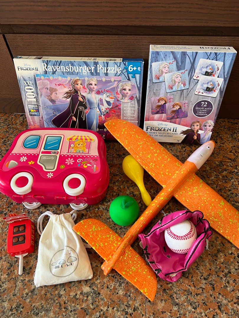 Free toys including frozen Elsa puzzle card game Hobbies Toys