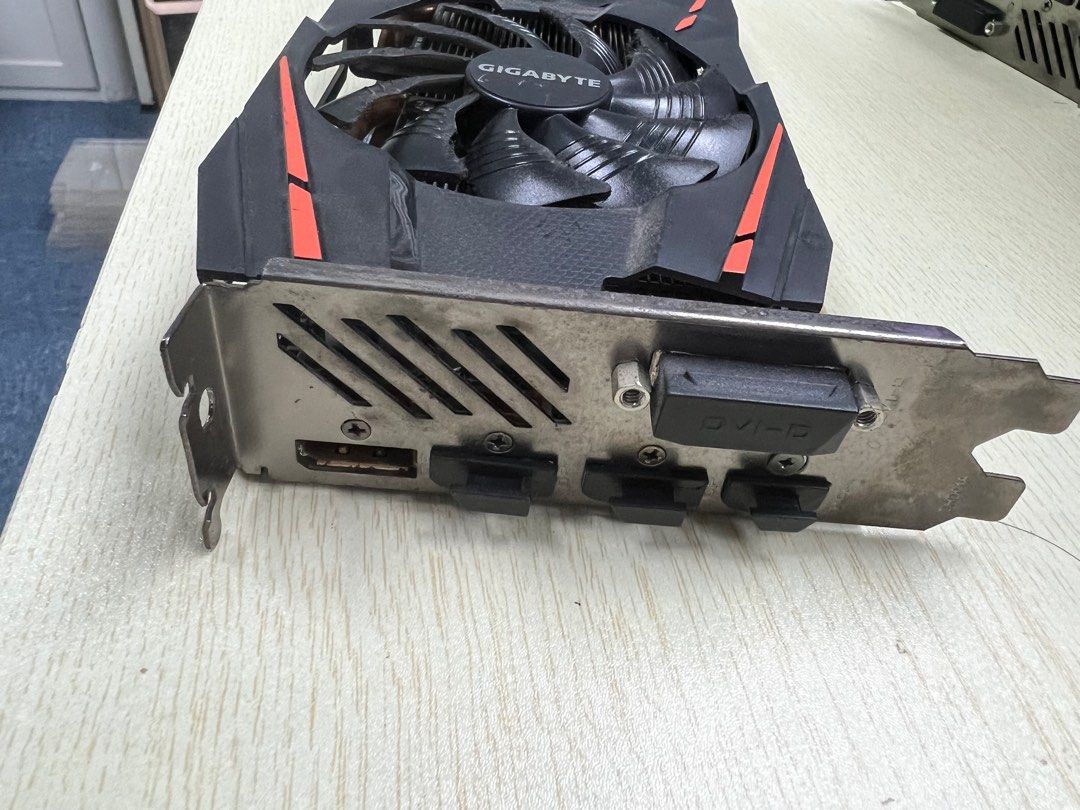 Gigabyte 580 shop