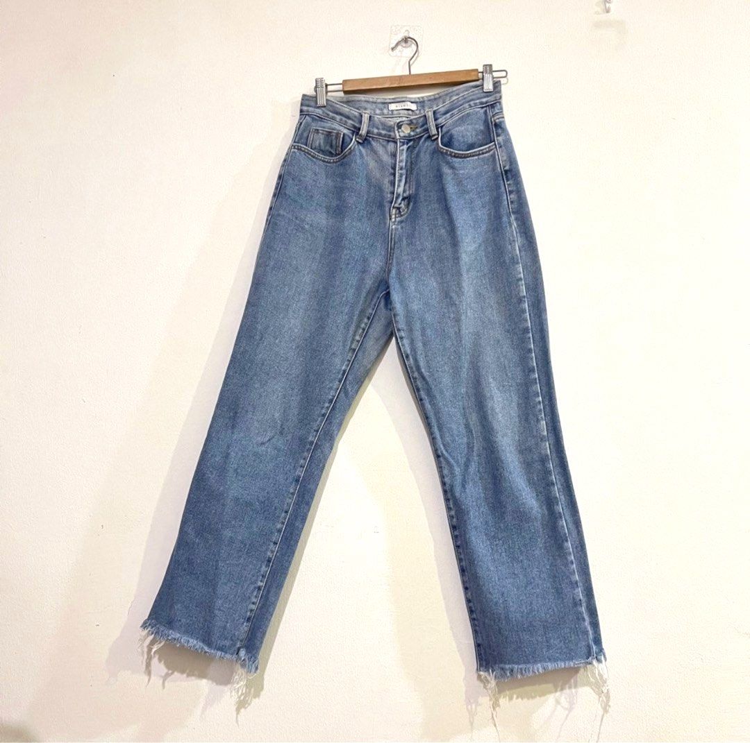 Frayed denim clearance jeans