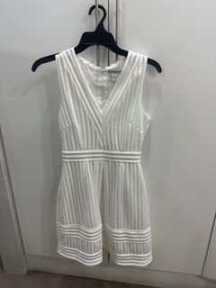 (Category: ) located in . Submitted by closetkeepers (Listing ID 1249487577, Image 1). Description: .
