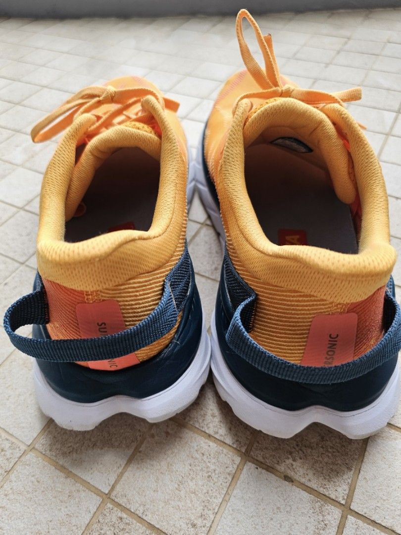 Hoka Men Mach Supersonic Running Shoes US 10.5D, Men's Fashion