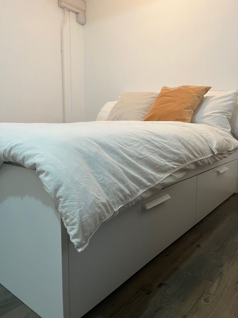 Ikea Brimnes bed frame + free spring mattress, 傢俬＆家居, 傢俬, 床架及床褥 Carousell