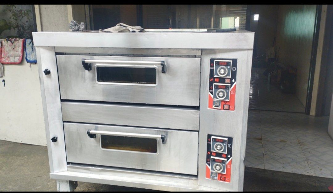 Industrial Oven (2 deck oven), Furniture & Home Living, Kitchenware