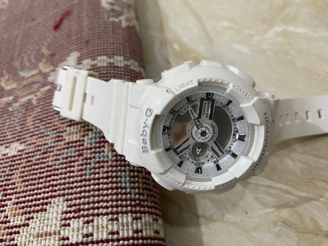 Jam baby sales g putih