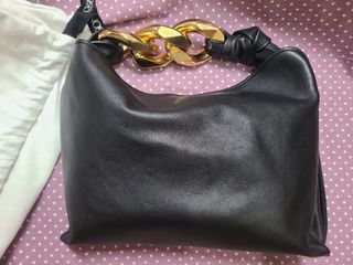（分類：）位於 。 由 fatchi_wamiu 提交（商品編號 1249573959，圖片 1）。簡介： 。