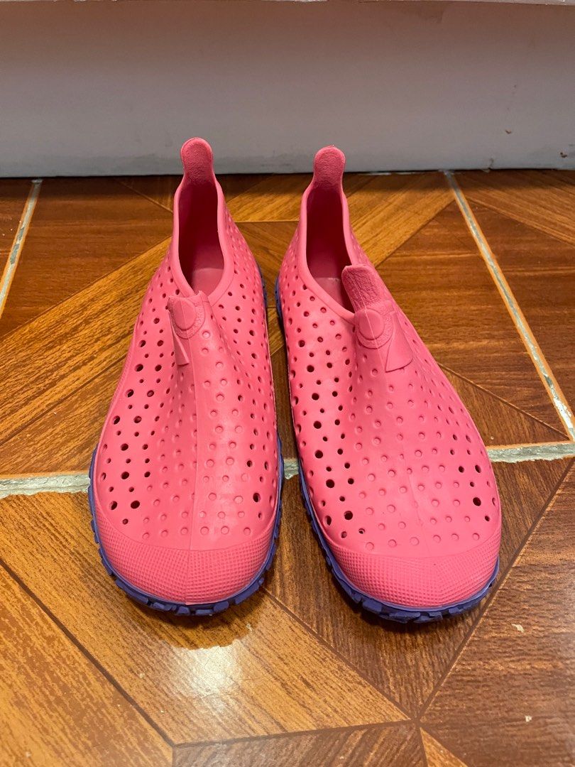 Kids Speedo Aqua Shoes on Carousell