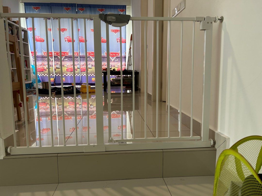 Baby gate hot sale 120cm