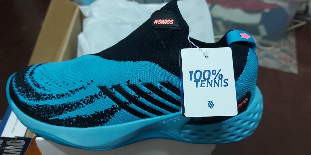 Aero knit top tennis shoes