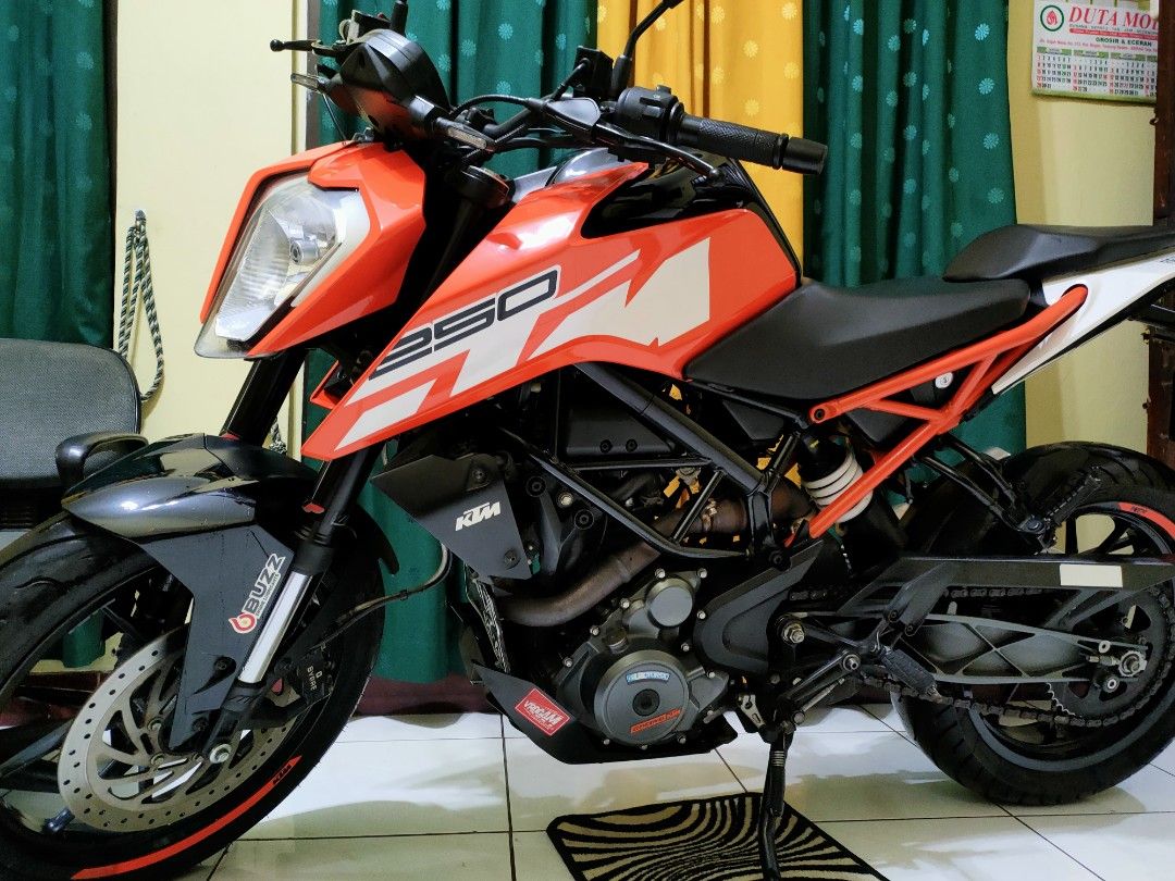ktm duke 250 stock exhaust price