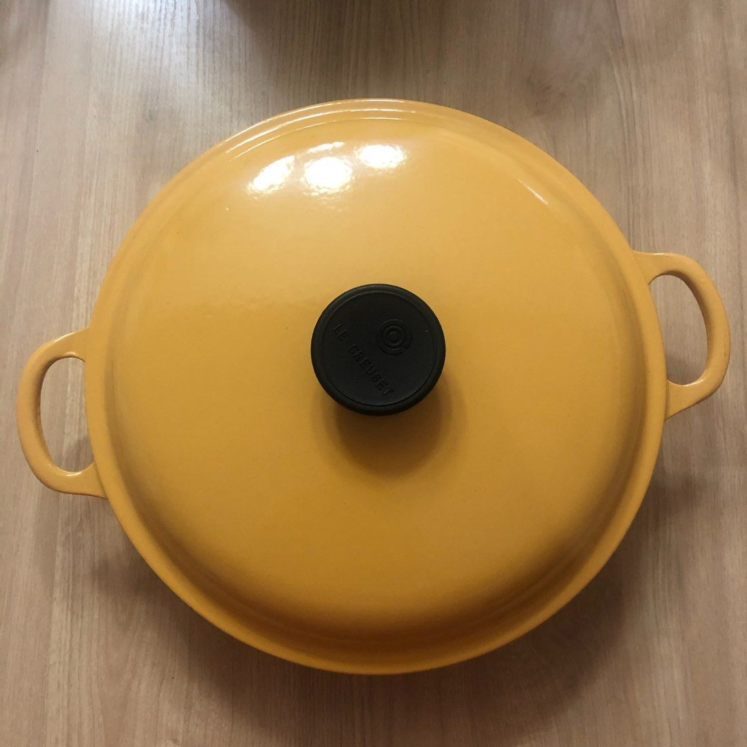 Le Creuset Dijon (Yellow) Classic Buffet Casserole 26cm, Furniture