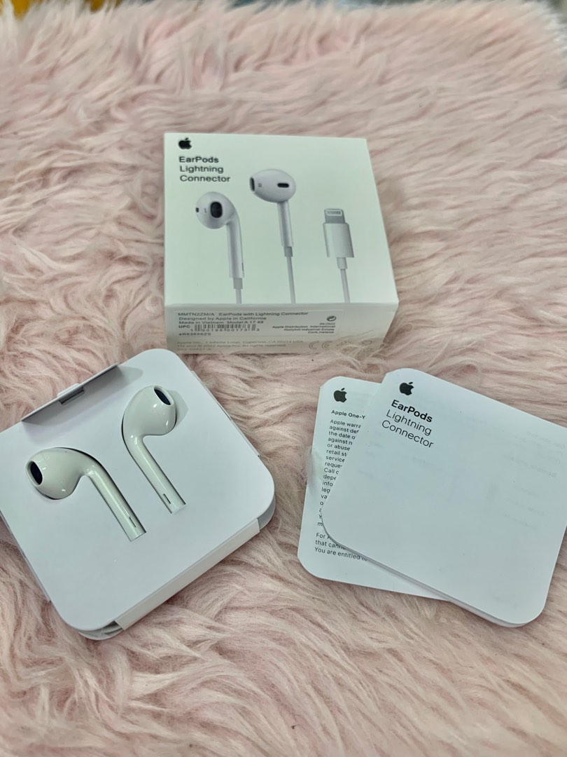 LIGHTNING EARPHONES, Audio, Earphones on Carousell