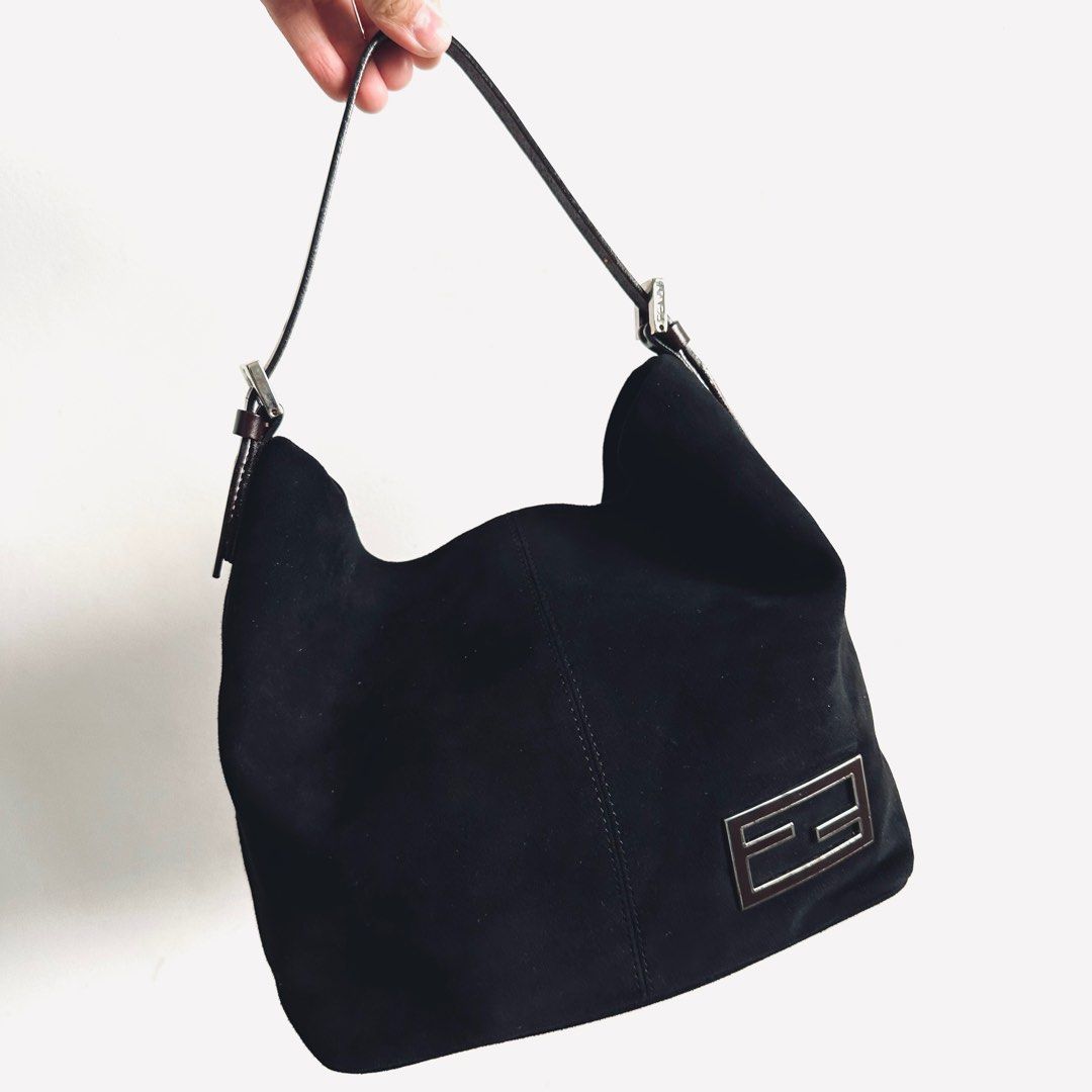 Black chain front underarm slouch 2025 bag