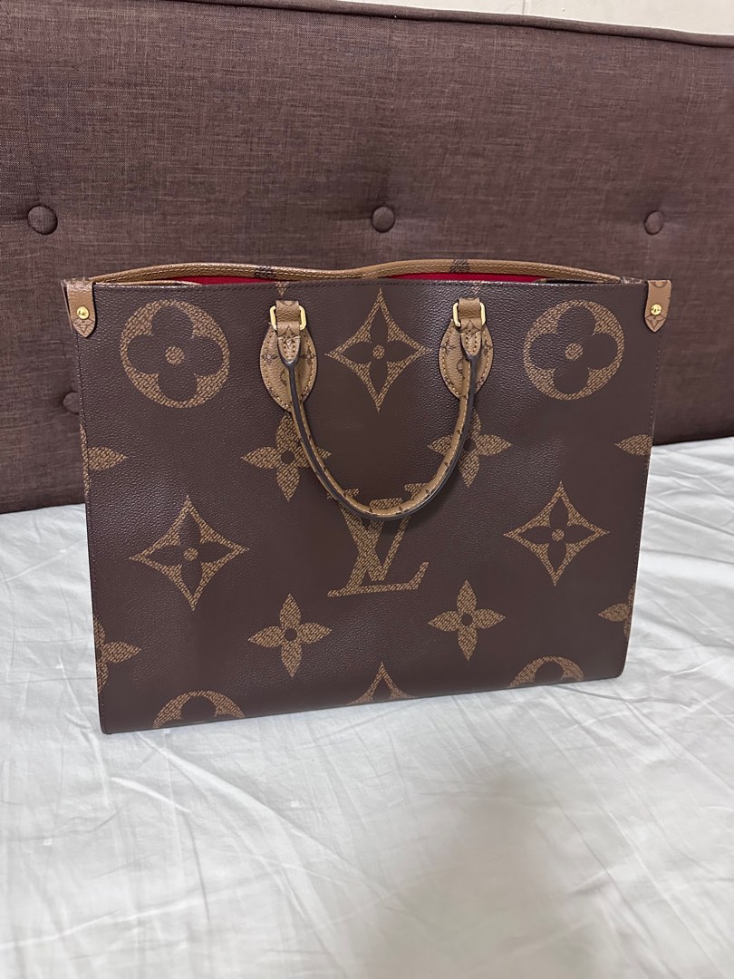 LOUIS VUITTON LOOP HOBO BAG, Luxury, Bags & Wallets on Carousell