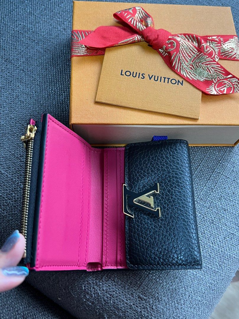 Louis Vuitton Capucines XS Wallet LV 細銀包, 名牌, 手袋及銀包- Carousell