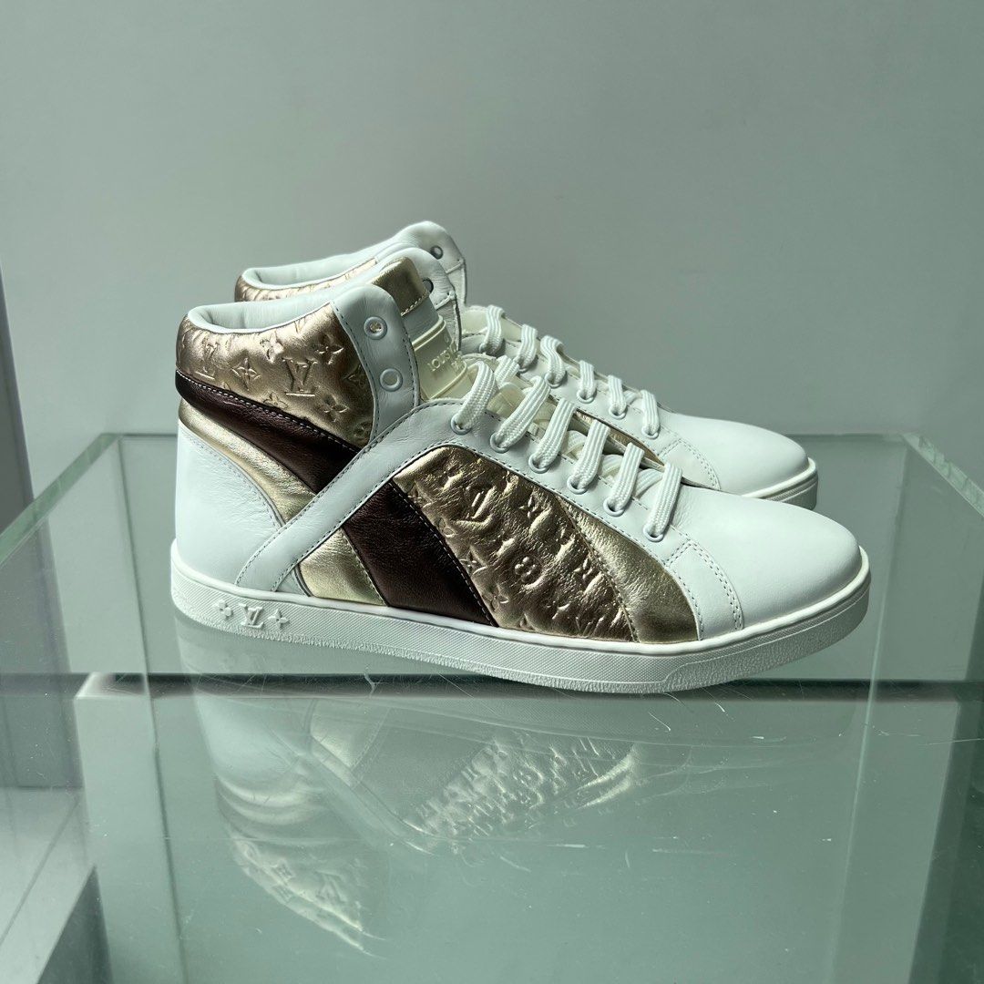 Louis Vuitton Ladies Sneakers LV, Women's Fashion, Footwear, Sneakers on  Carousell