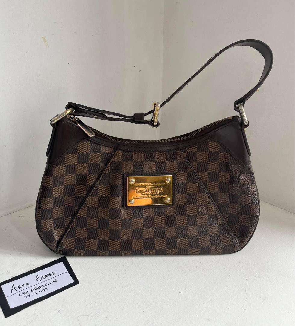 Louis Vuitton Thames PM Damier Ebene Authentic, Luxury, Bags & Wallets on  Carousell