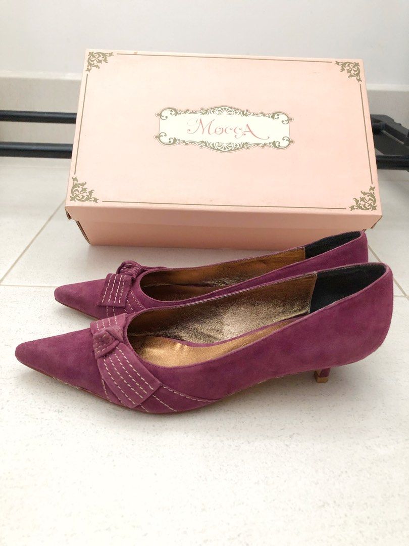 Low heels pointed toes Women s Fashion Footwear Heels on Carousell