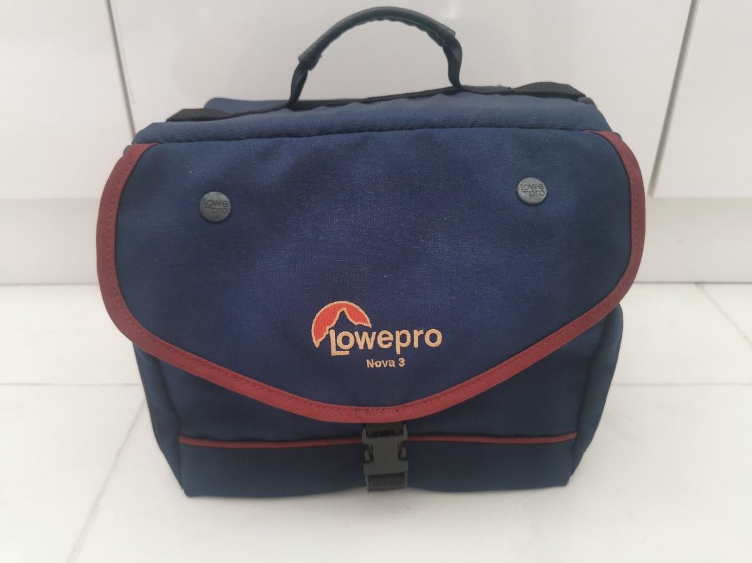 Lowepro nova 3 aw camera bag hotsell