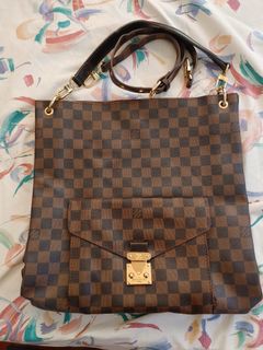(Category: ) located in . Submitted by lilysluxurycollections (Listing ID 1249506306, Image 1). Description: .