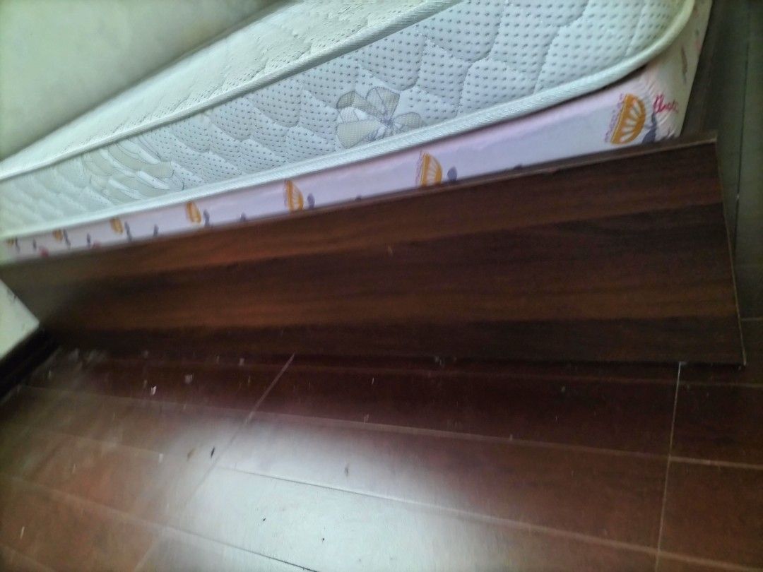 RUSH! Mandaue Foam Queen Size Bed Set on Carousell