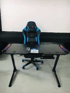 Medion Gaming table & Chair