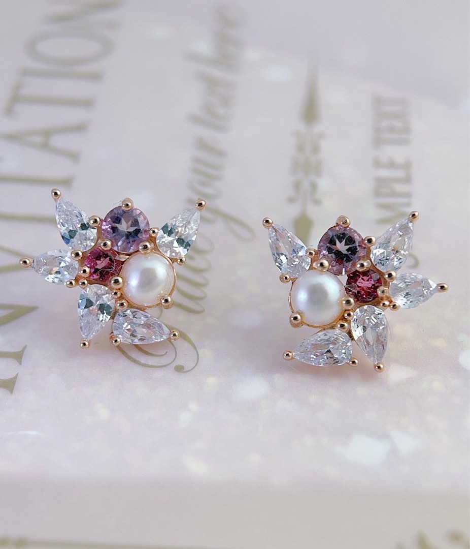 Gold cluster earrings hot sale