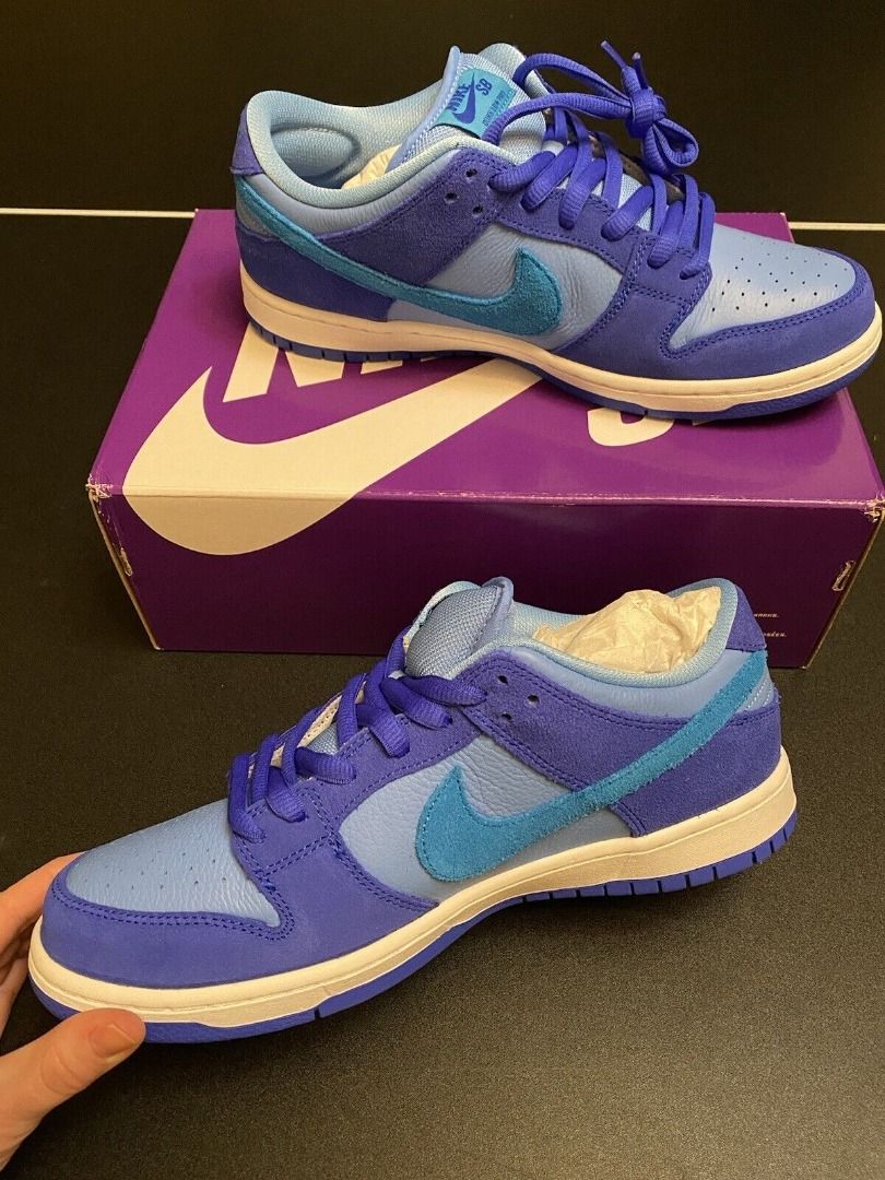 raspberry nikes