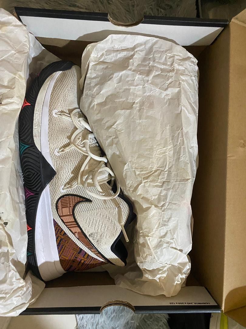 Nike kyrie 5 BHM