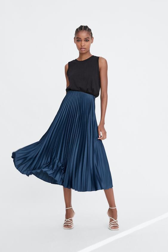 NWT ZARA pleated skirt Women s Fashion Bottoms Skirts on Carousell