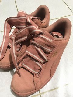(Category: ) located in . Submitted by sheeeee__ (Listing ID 1249464957, Image 1). Description: .