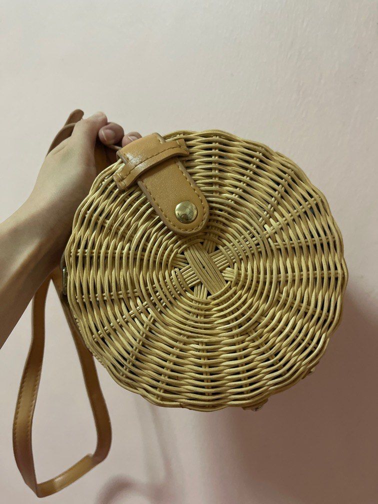 Rattan 2025 bag target