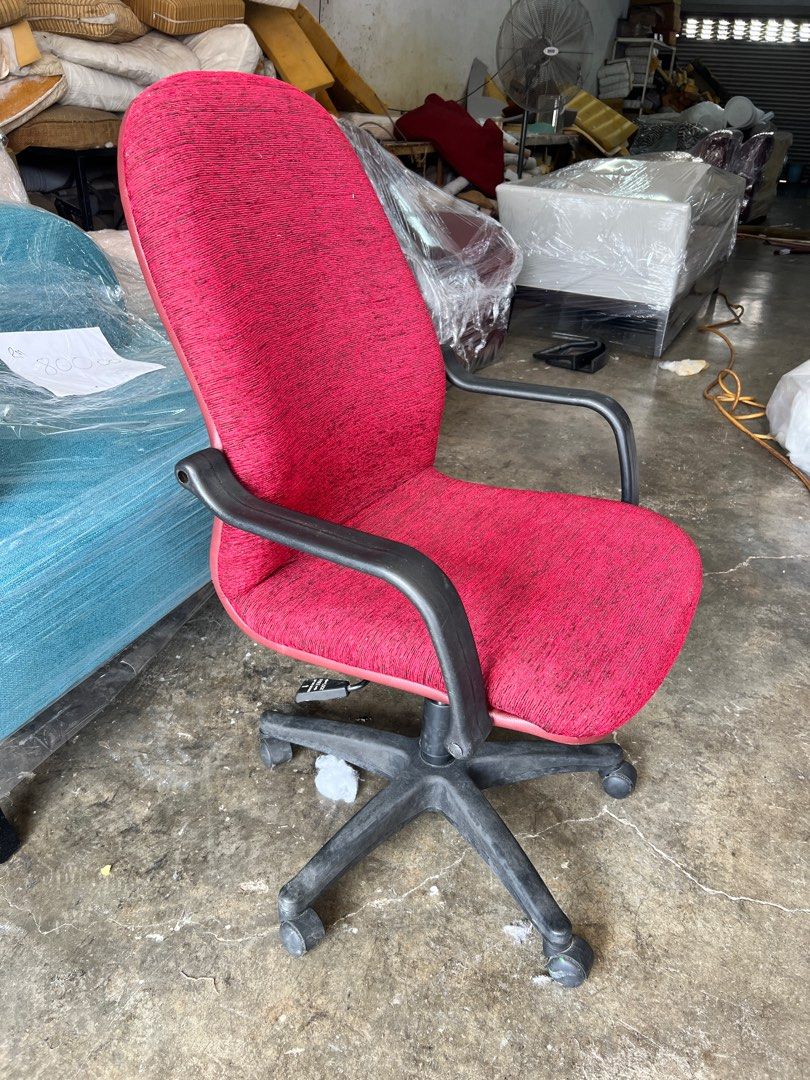 Refurbished office chair, Furniture & Home Living, Furniture, Chairs on