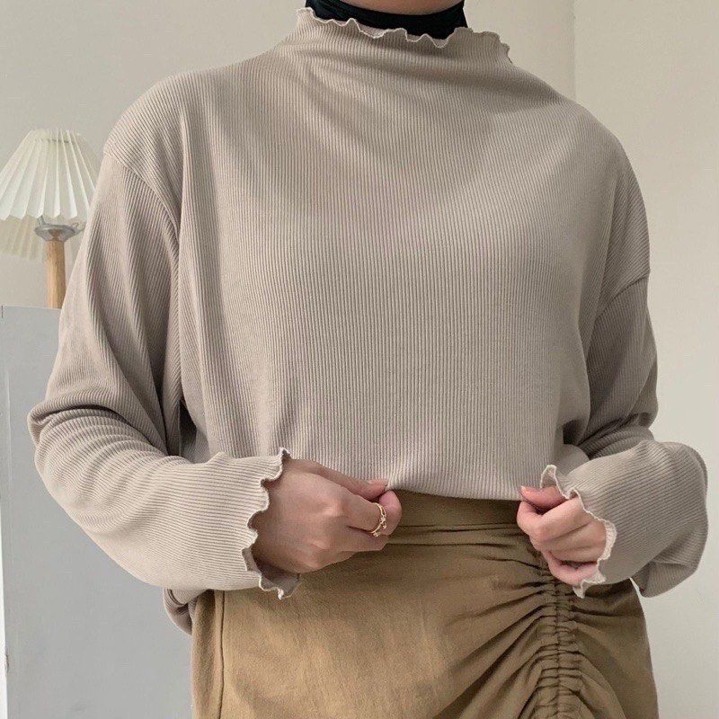 Ribbed Turtleneck Long Sleeves with Lettuce Trim
