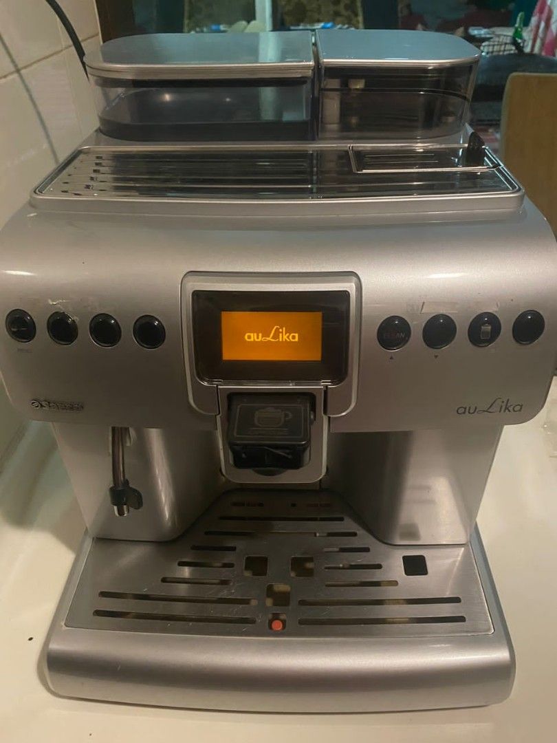 Saeco Aulika Coffee Machine (Grinder Issue), TV & Home Appliances