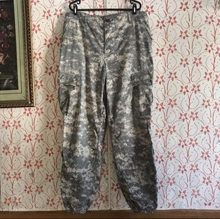 (Category: ) located in . Submitted by afainmtzin (Listing ID 1249610143, Image 1). Description: .