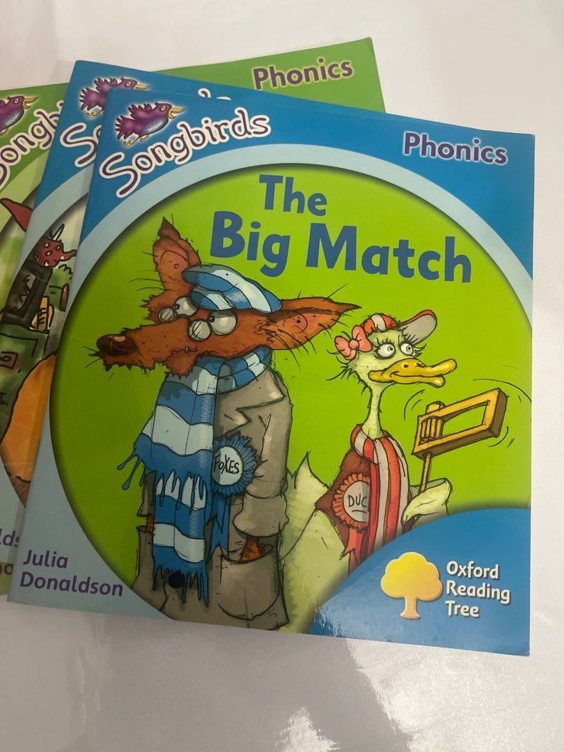 Set of books (Category: Storybooks) located in Valenzuela. Submitted by lilhandsome (Listing ID 1249542918, Image 3). Description: Almost new! .