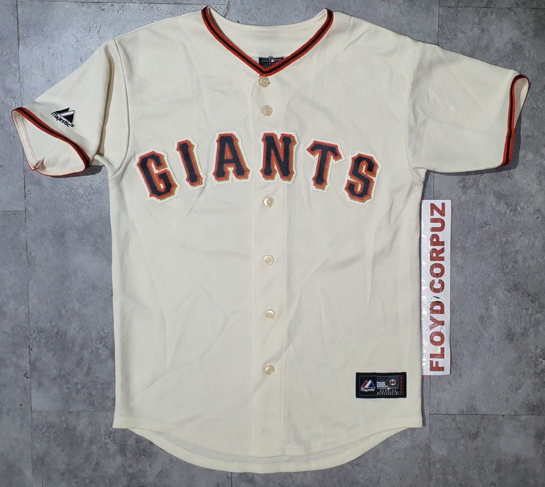 SF Giants Majestic (black tag), Men's Fashion, Activewear on Carousell