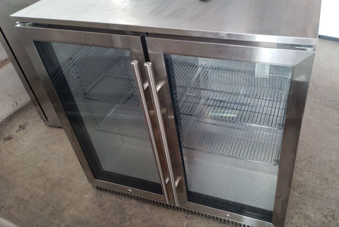 Solt store outdoor fridge