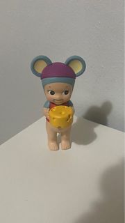 (Category: ) located in . Submitted by Ellascartt (Listing ID 1249589176, Image 1). Description: .