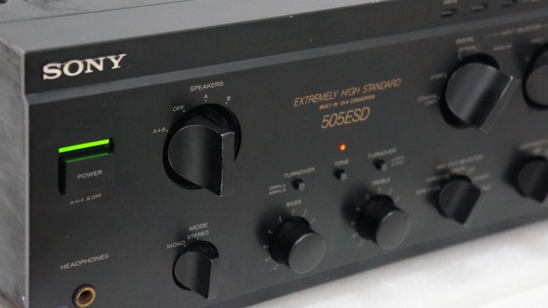 Sony TA-F505ESD Classic Integrated Stereo Amplifier (ES Sony TA-F505ESD Classic Integrated Stereo Amplifier (ES