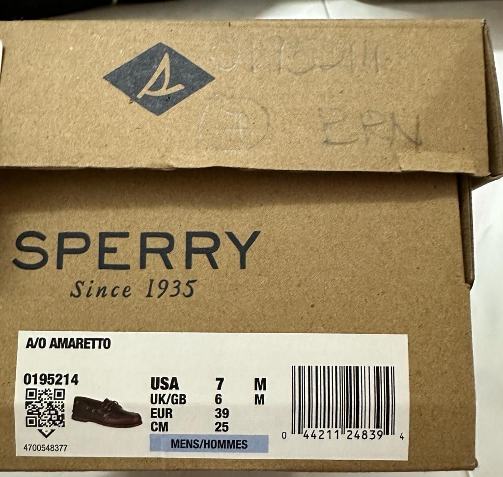 Sperry shoe box store