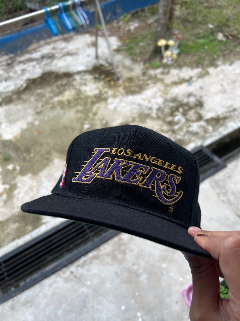 sports specialties, Accessories, Vintage La Lakers Nba Sports Specialties  Black Dome Motion Script Snapback Hat