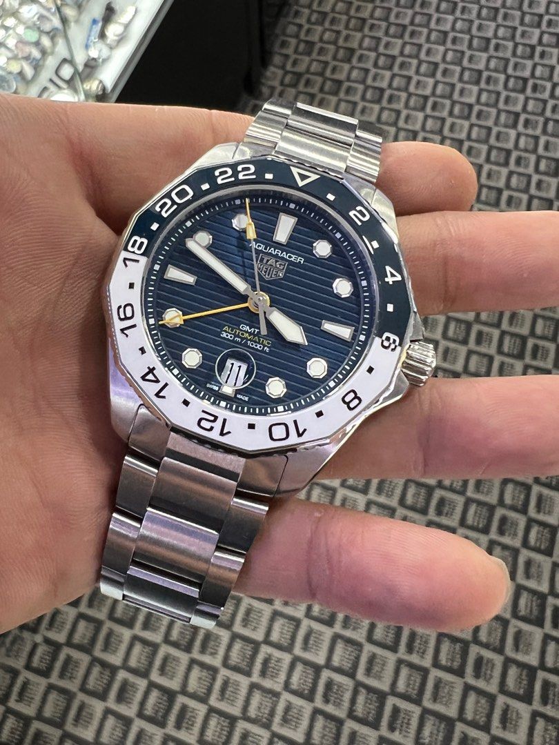 Tag heuer aquaracer gmt 2021 deals