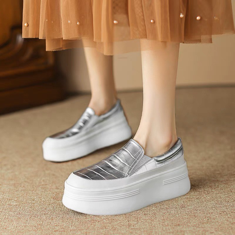White shoes discount with big soles