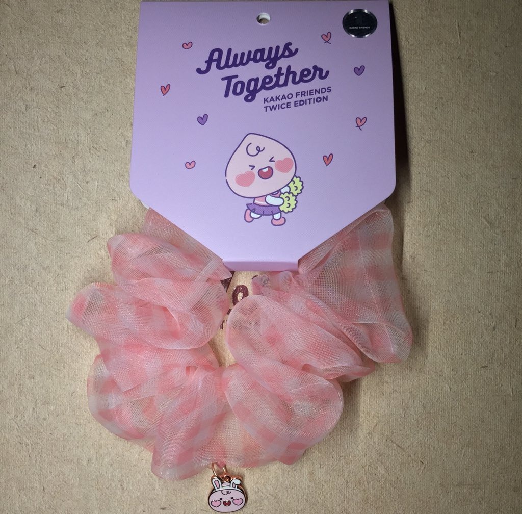 TWICE X KAKAO FRIENDS Scrunchie (Pink Ver), Hobbies & Toys, Memorabilia