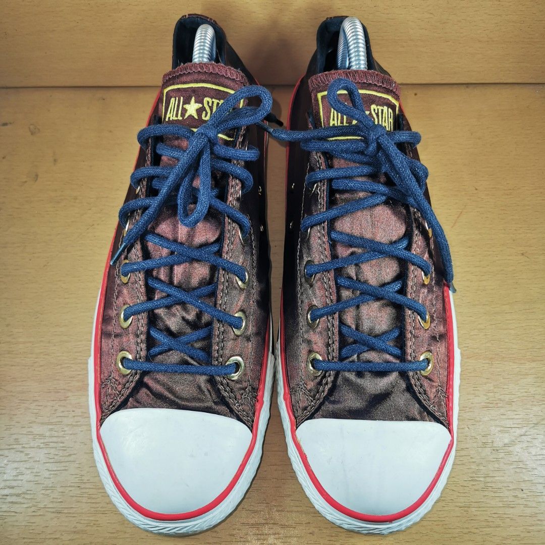 Burgundy converse uk deals