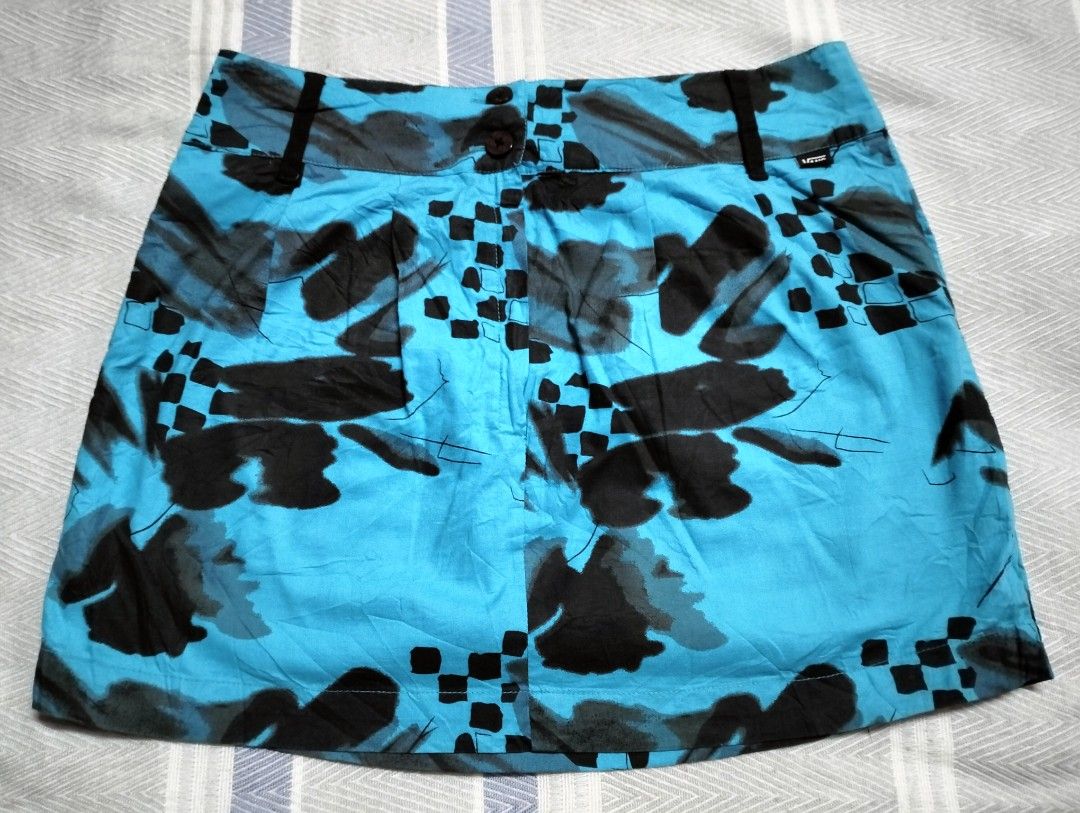 Vans Skirt Arts Design Women s Fashion Bottoms Skirts on Carousell