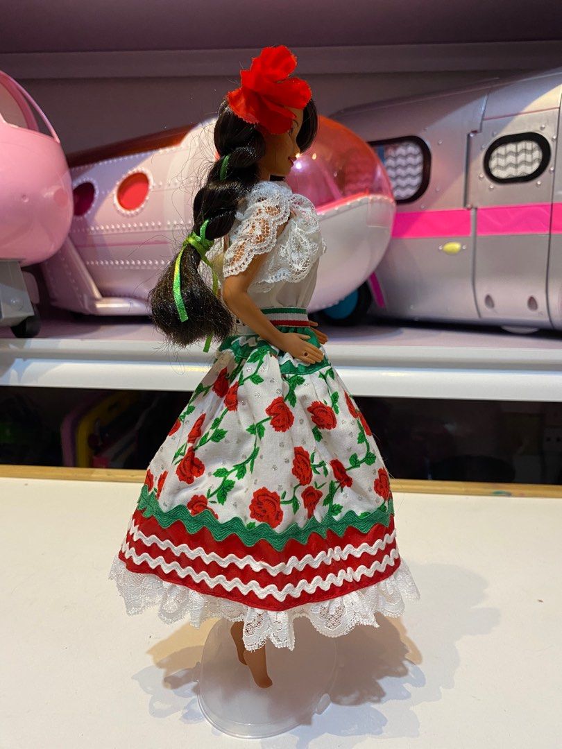 Mexican barbie 1995 hotsell