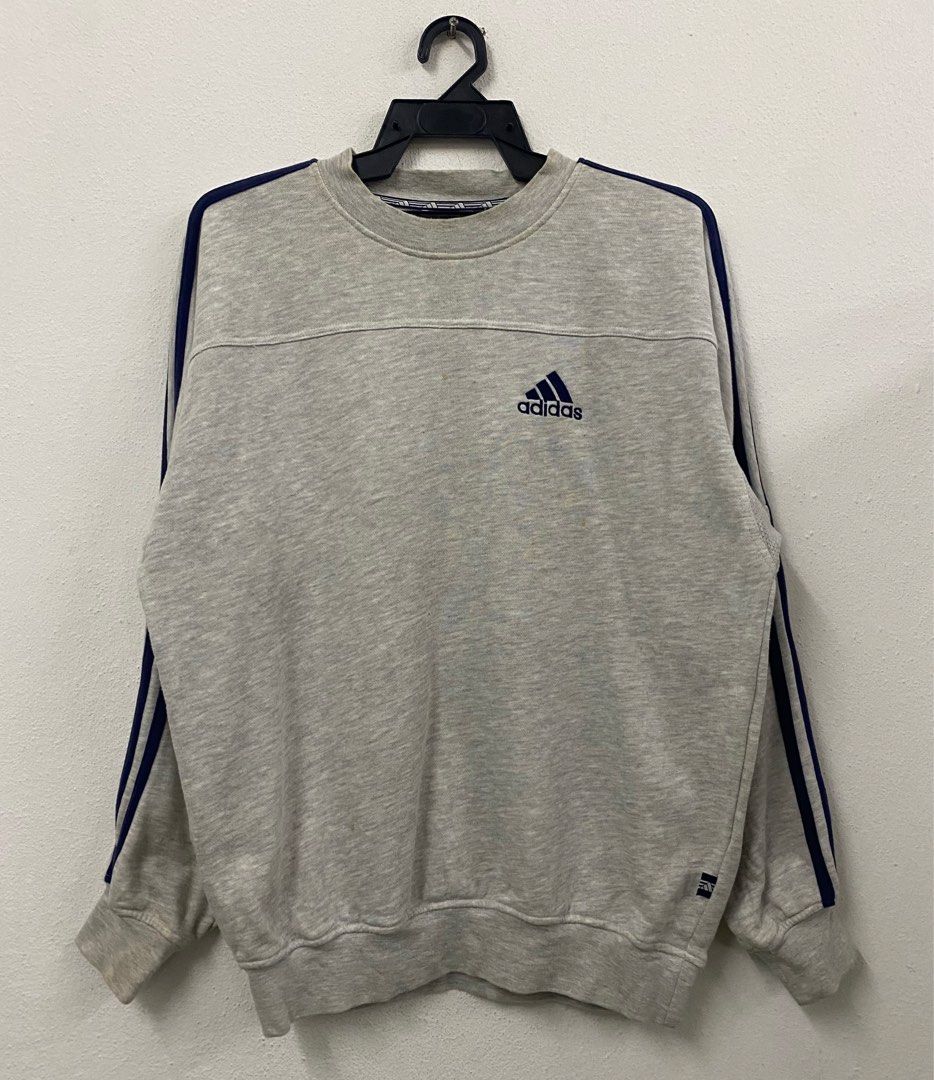 Vintage adidas 2025 crewneck sweatshirt